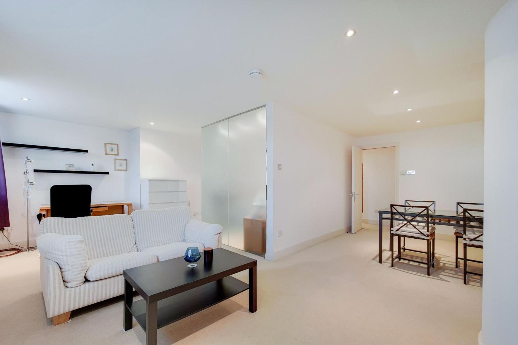 South Kensington - Point West Residences ロンドン エクステリア 写真