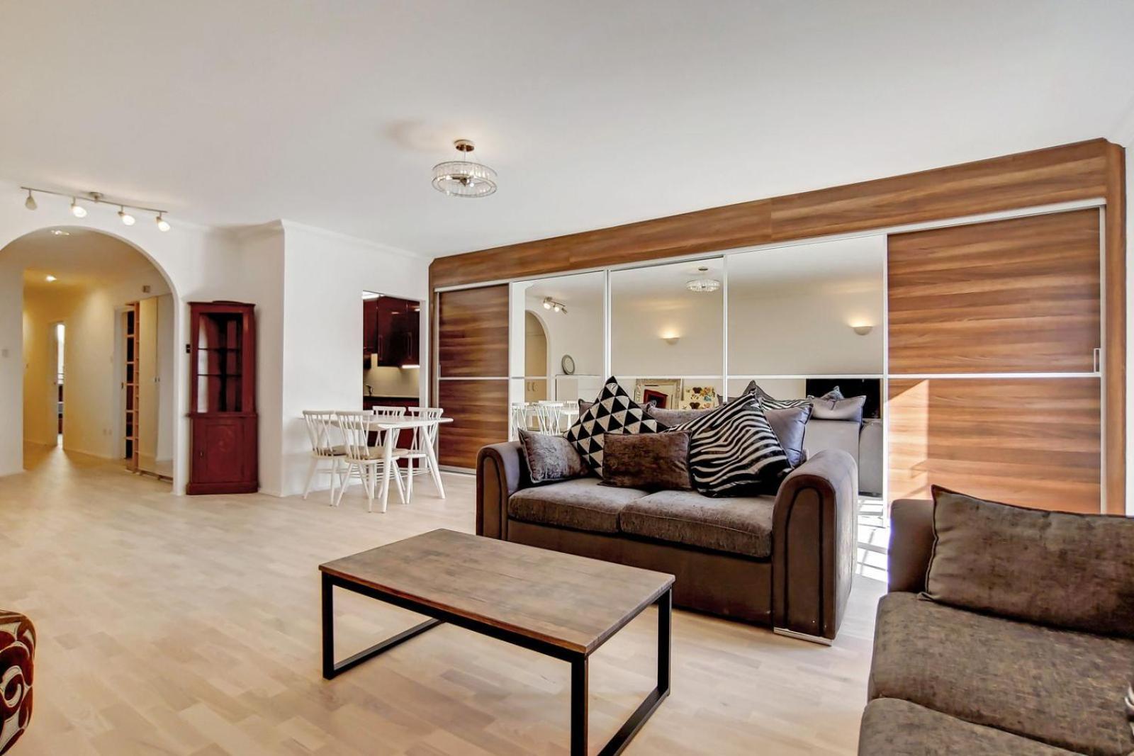 South Kensington - Point West Residences ロンドン エクステリア 写真